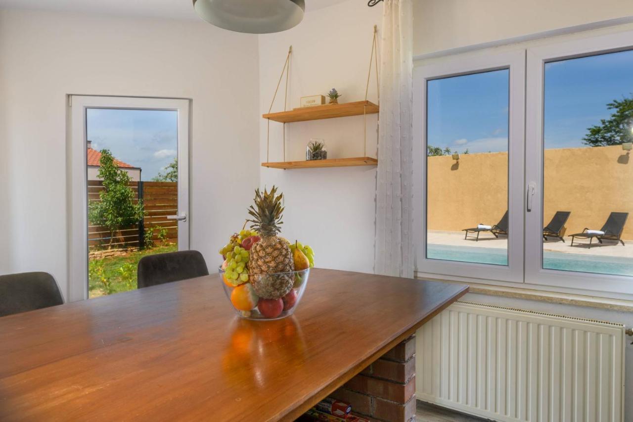 Holiday House Boky Vodnjan Extérieur photo