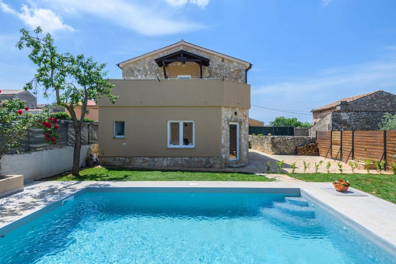 Holiday House Boky Vodnjan Extérieur photo