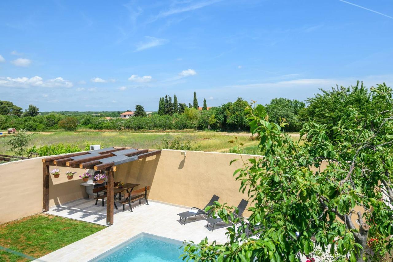 Holiday House Boky Vodnjan Extérieur photo